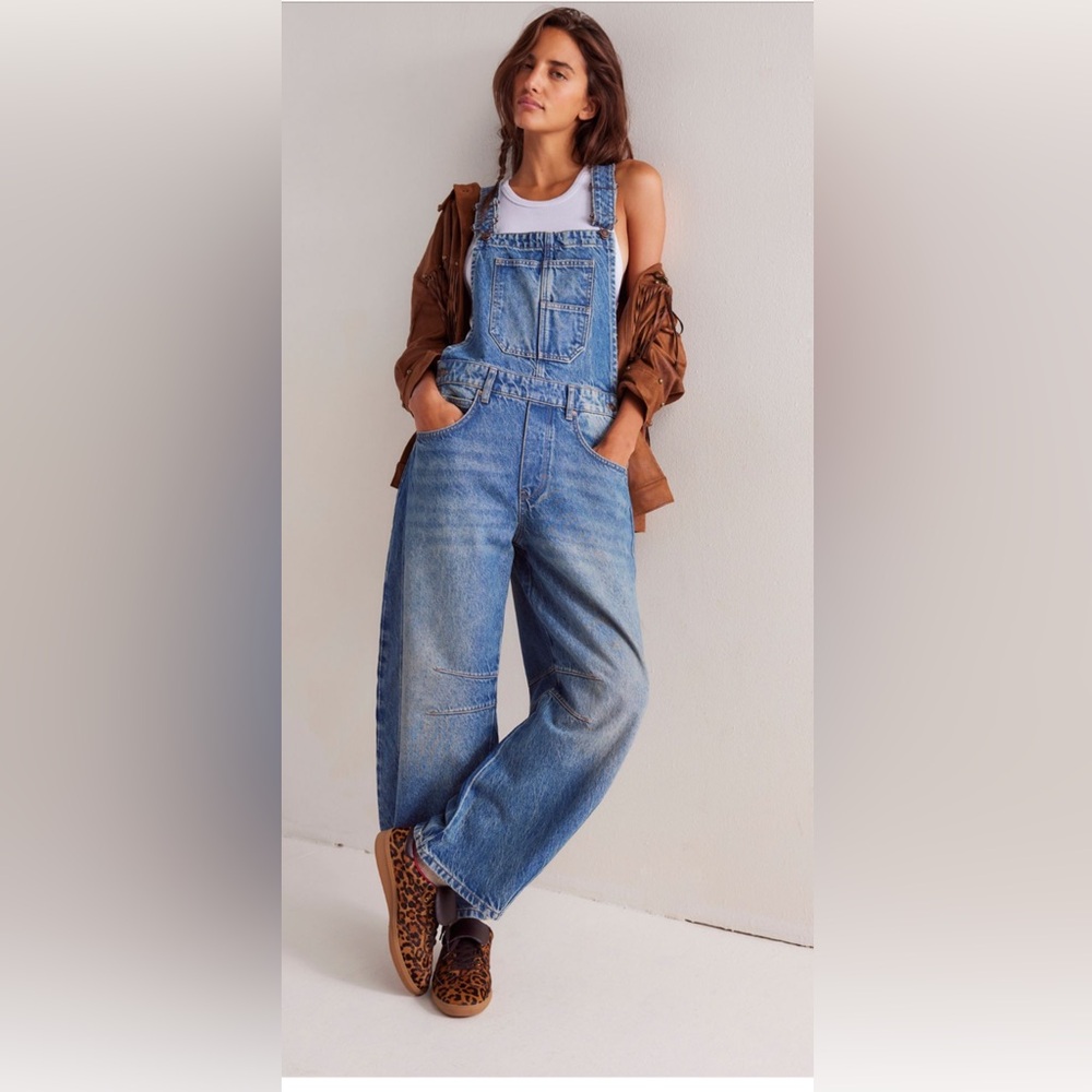 We the Free Good Luck Barrel overalls size Small Tall , color Rambler